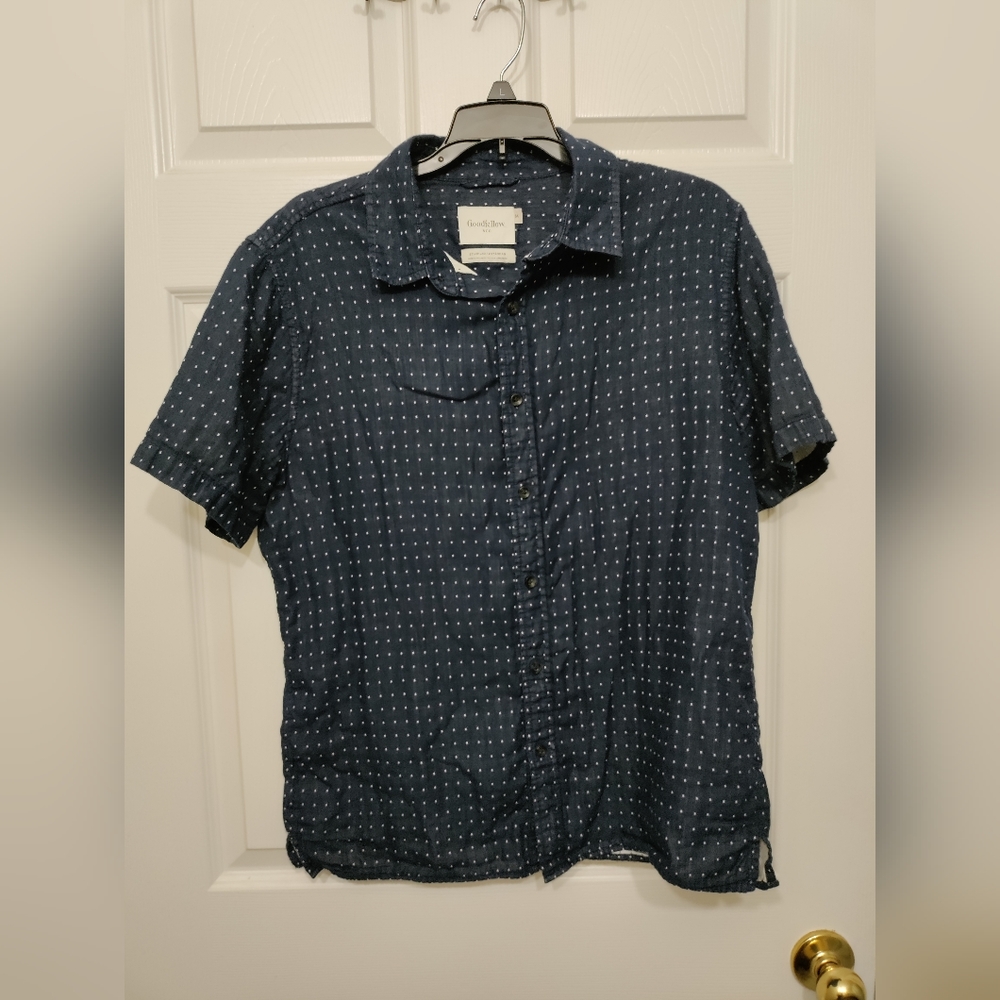 👔 Goodfellow Navy men's Button up shirt